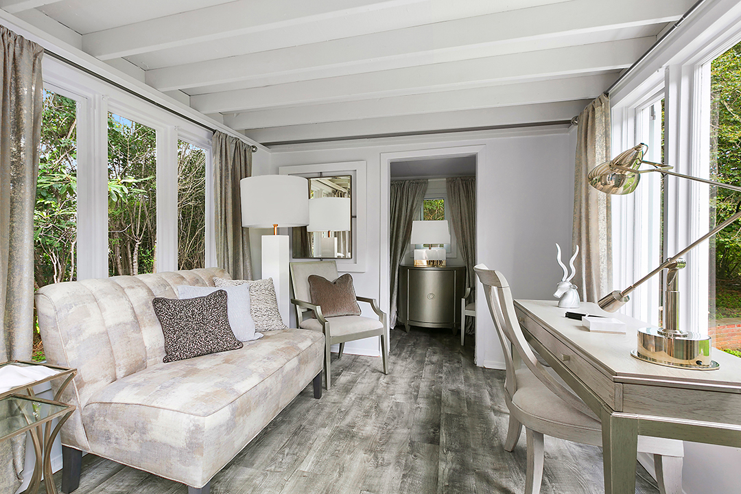 Rachael Ray Parts Ways With 6 Acre Southampton Retreat For 3 25m Office