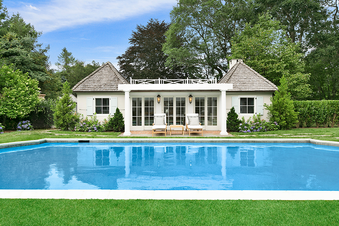 Rachael Ray Parts Ways With 6 Acre Southampton Retreat For 3 25m Pool B