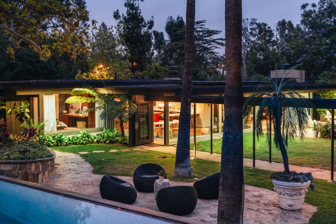 Richard Neutra Pacific Palisades Case Study House Poolside Seating