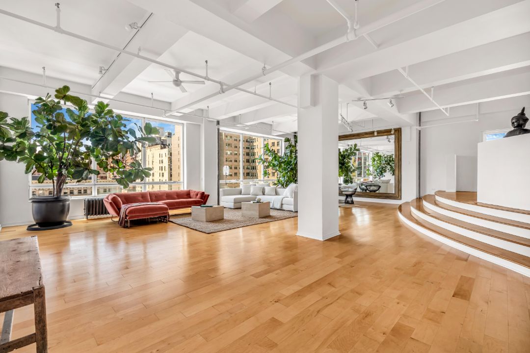 Susan Sarandon Chelsea Duplex Open Floor