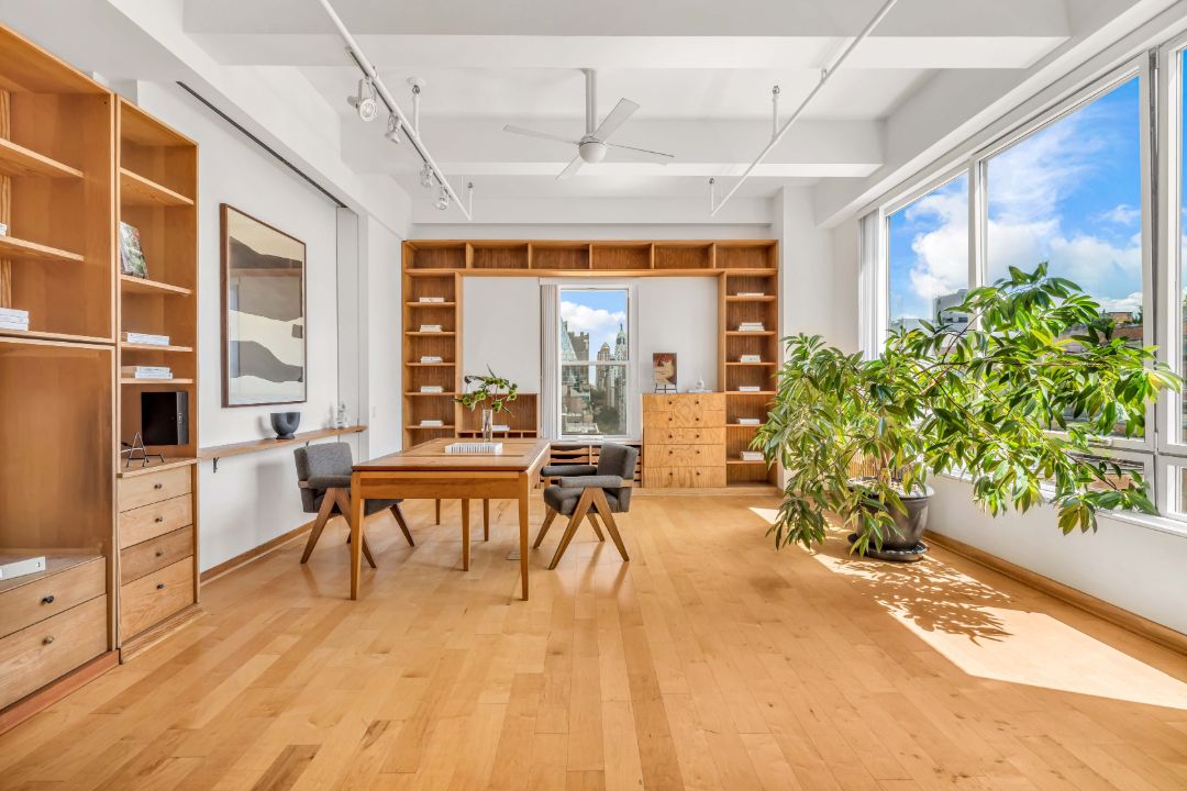 Susan Sarandon Chelsea Duplex Home Office