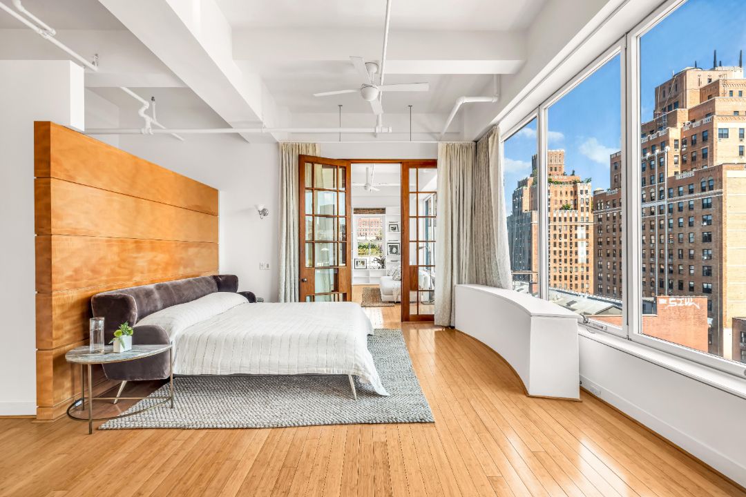 Susan Sarandon Chelsea Duplex Master Bedroom