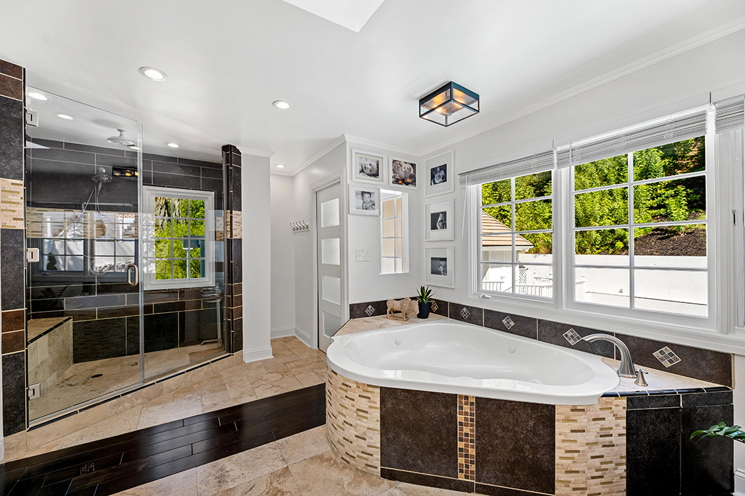 The Jackson 5 Compound Is For Sale In Encino Bath