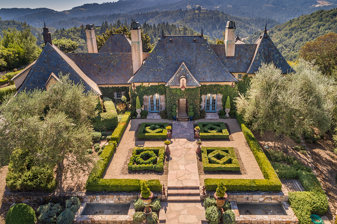 Tour A Dramatic Napa Valley Estate On 47 Acres Asking 7 9m Exterior