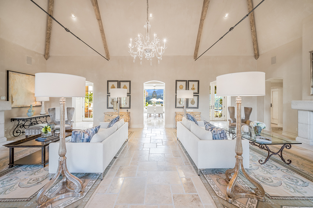 Tour A Dramatic Napa Valley Estate On 47 Acres Asking 7 9m Living Room