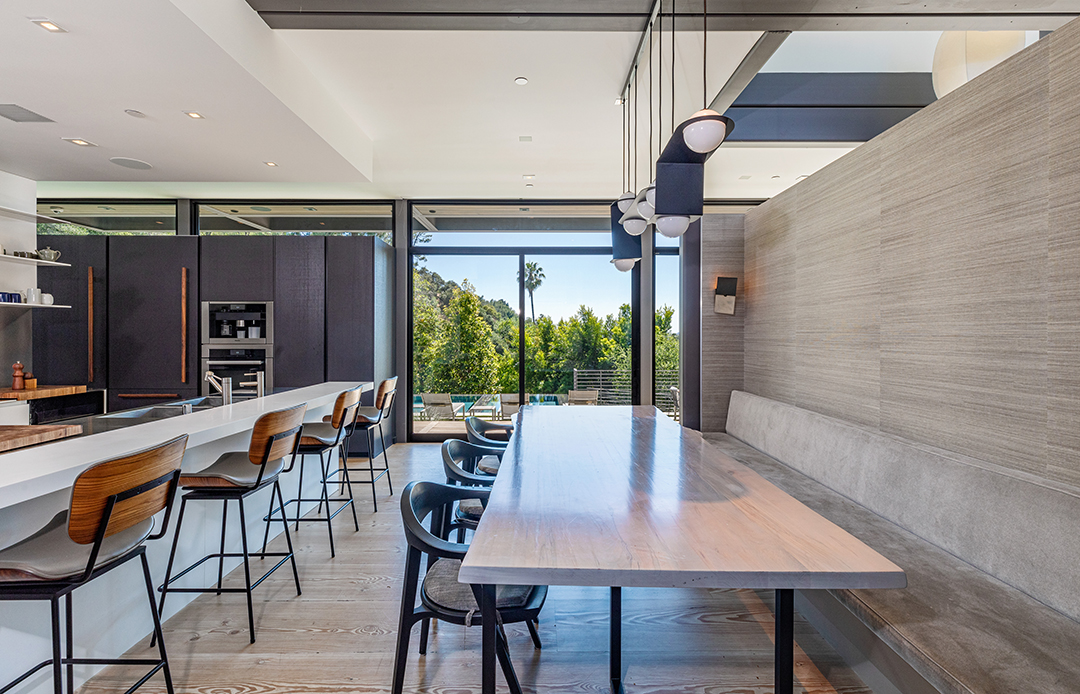 Will Arnett Lists His Swanky Custom Built Beverly Hills Home For 11m Dining