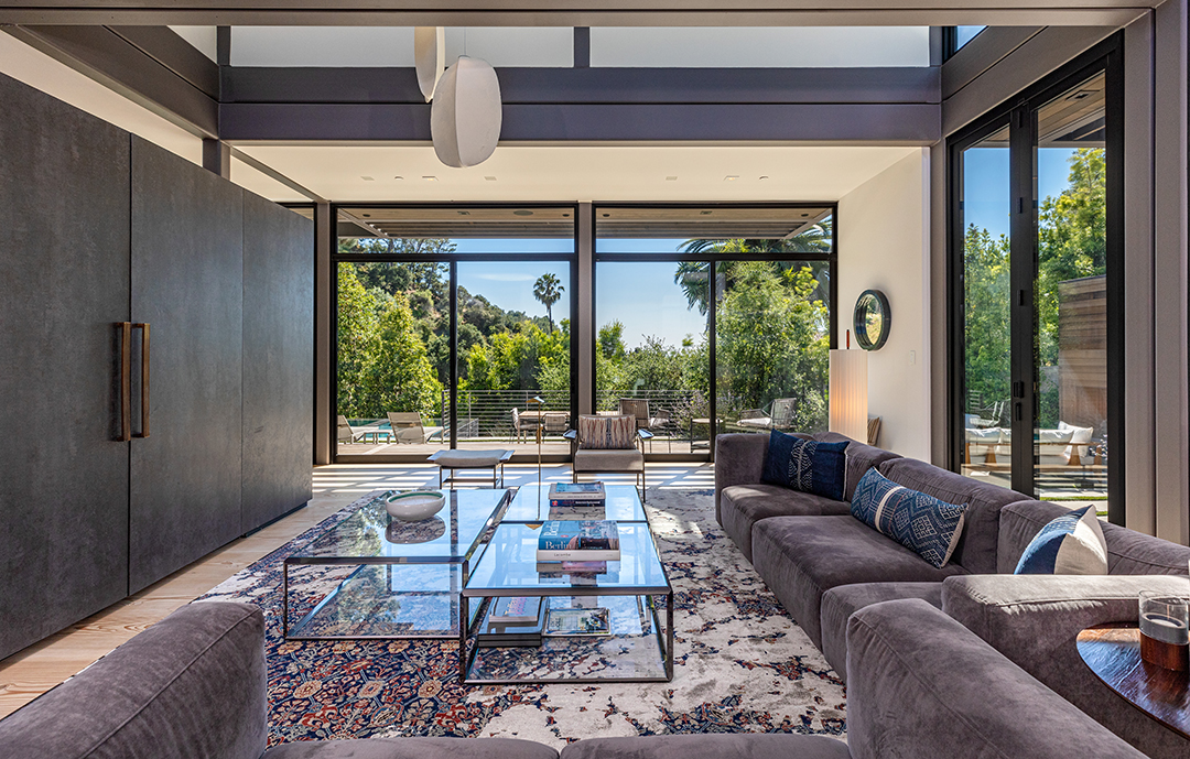 Will Arnett Lists His Swanky Custom Built Beverly Hills Home For 11m Living Room