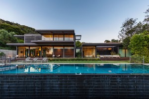 Will Arnett Lists His Swanky Custom Built Beverly Hills Home For 11m Pool C