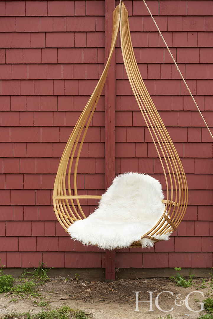 Michael Javini's Le Nid Chair