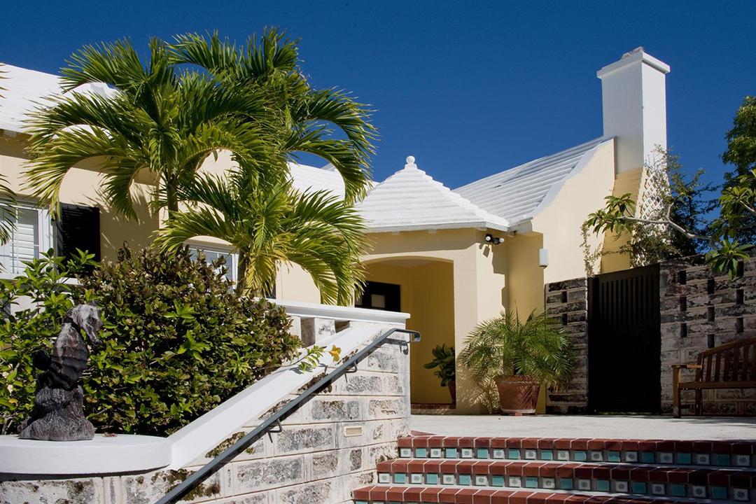 Dream Bermuda Home In Sought After Tuckers Town For Sale 8 8m Exterior