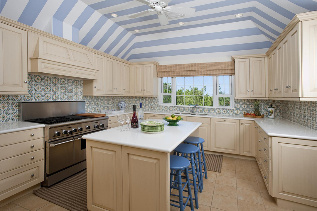 Dream Bermuda Home In Sought After Tuckers Town For Sale 8 8m Kitchen B