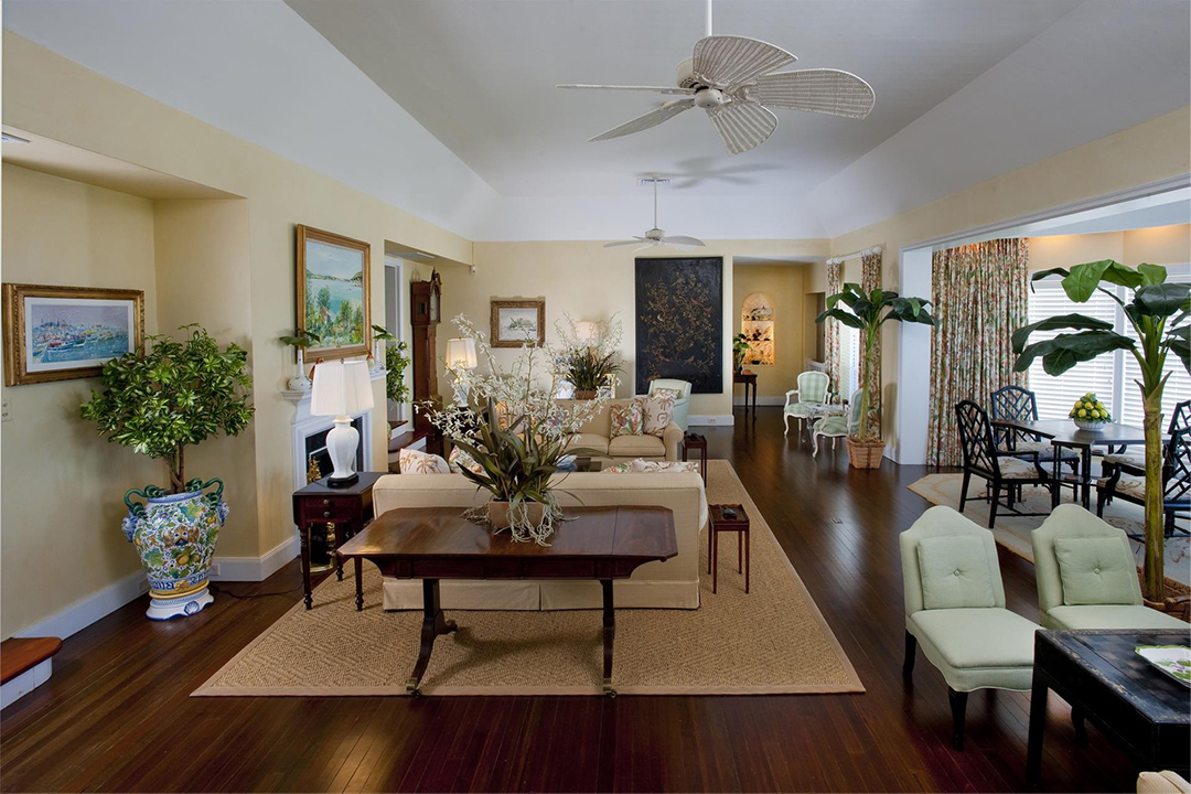 Dream Bermuda Home In Sought After Tuckers Town For Sale 8 8m Living Room B