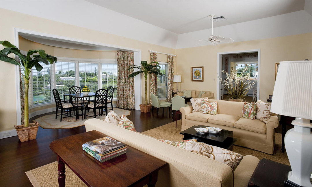 Dream Bermuda Home In Sought After Tuckers Town For Sale 8 8m Living Room