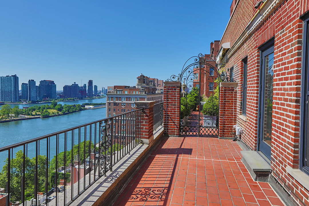 Late Fashion Icon Dawn Mellos Sutton Place Penthouse Lists For 2 8m Terrace B