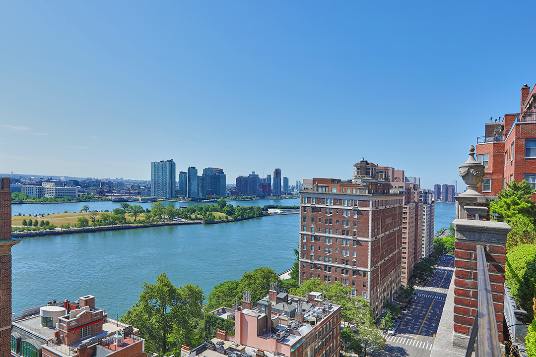 Late Fashion Icon Dawn Mellos Sutton Place Penthouse Lists For 2 8m View