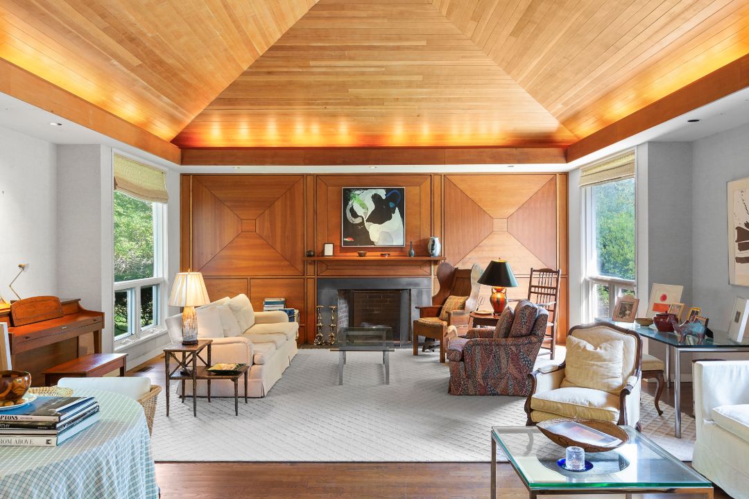 Life Savers Heiress East Hampton Oceanfront Estate Den