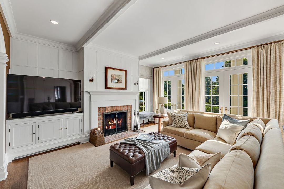 North Salem Westwind Farm Living Room II