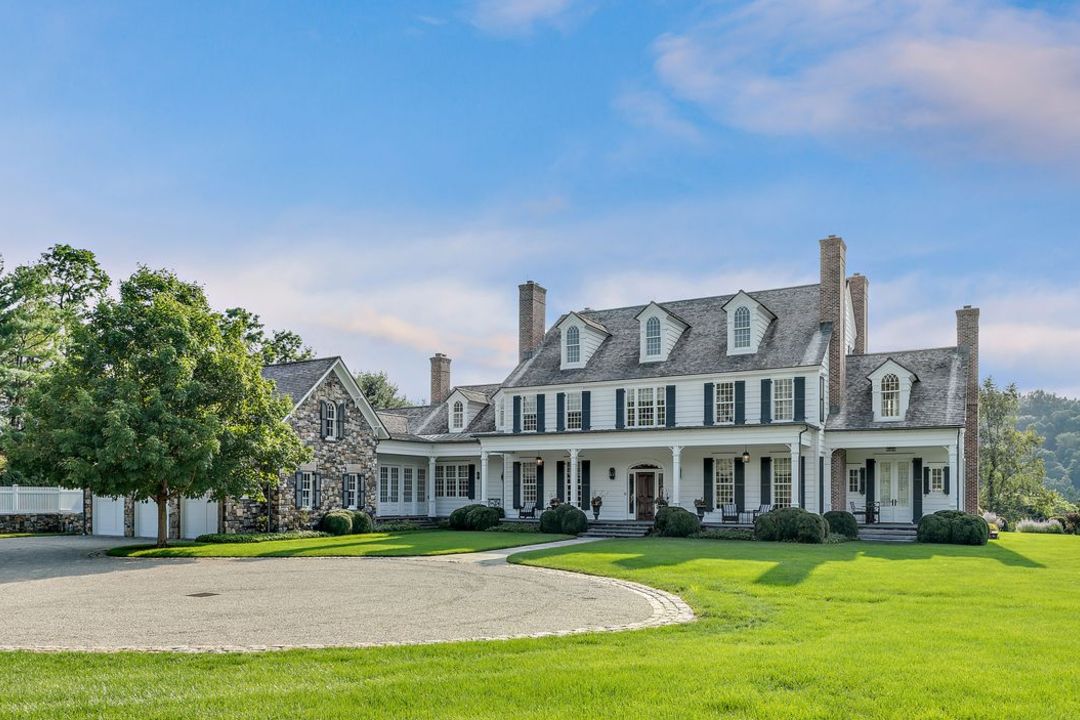 North Salem Westwind Farm Driveway