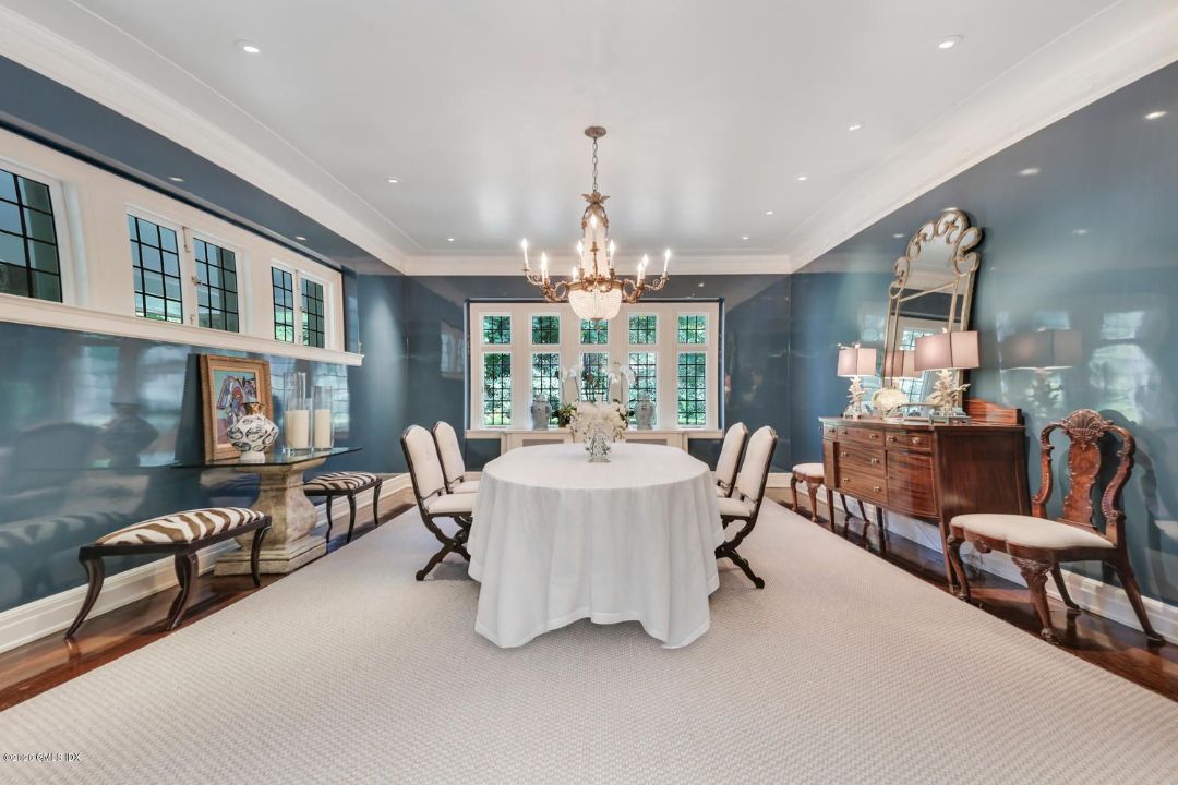 Paul Starrett Greenwich Manor Dining Room