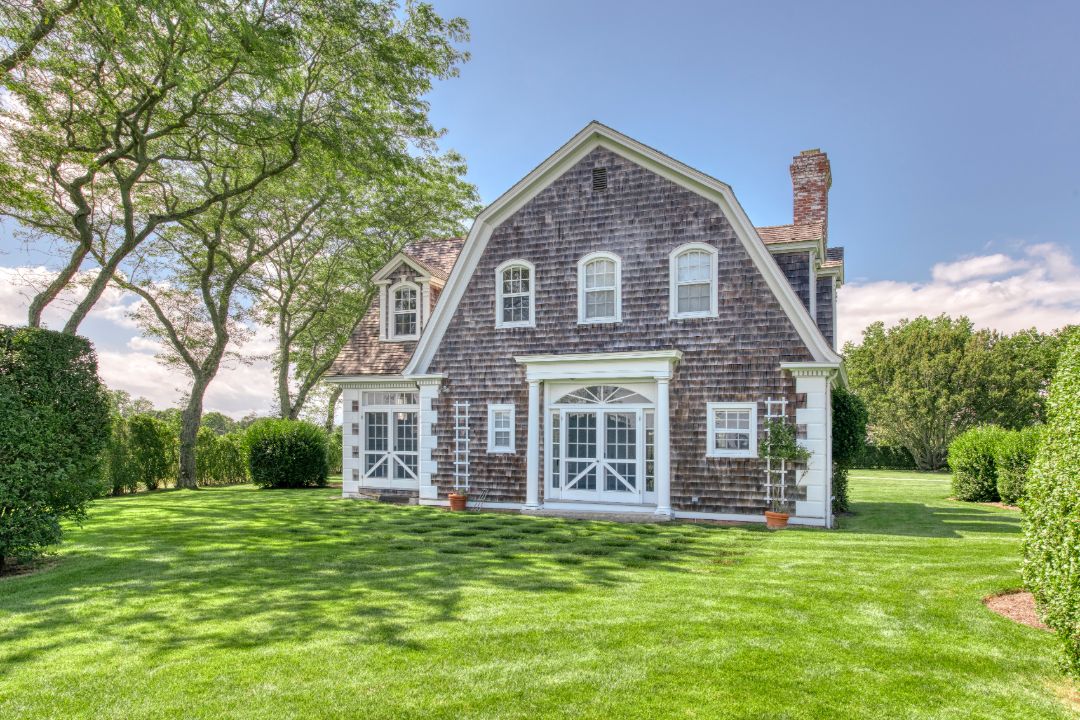 Quogue Hamptons Historic Estate Guest House
