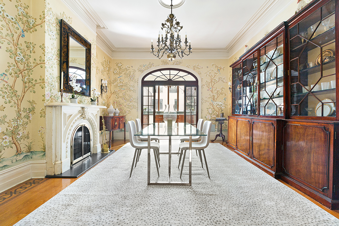 Rhony Star Sonja Morgans Upper East Side Townhouse Wants 10 75m Dining Room