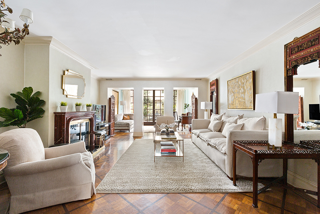 Rhony Star Sonja Morgans Upper East Side Townhouse Wants 10 75m Living Room