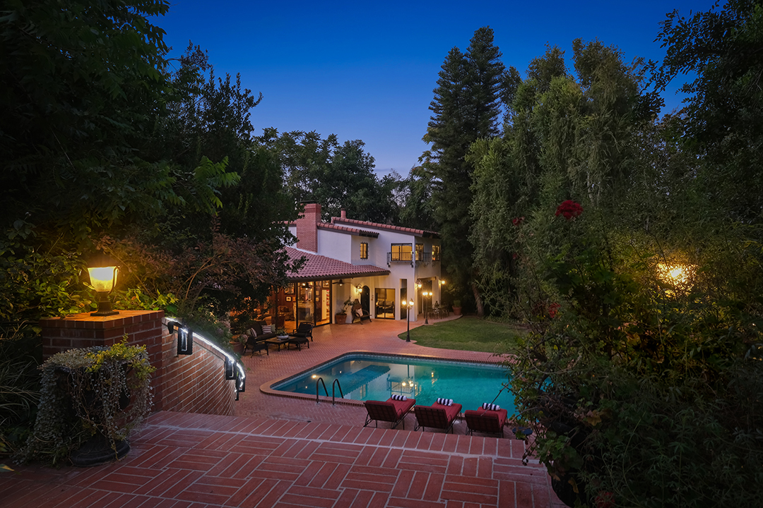Storied La Home Where A Big Bash For Marilyn Monroe Was Held Lists For 4 5m Exterior