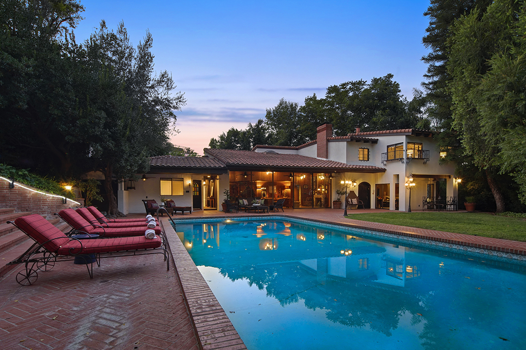 Storied La Home Where A Big Bash For Marilyn Monroe Was Held Lists For 4 5m Pool Night