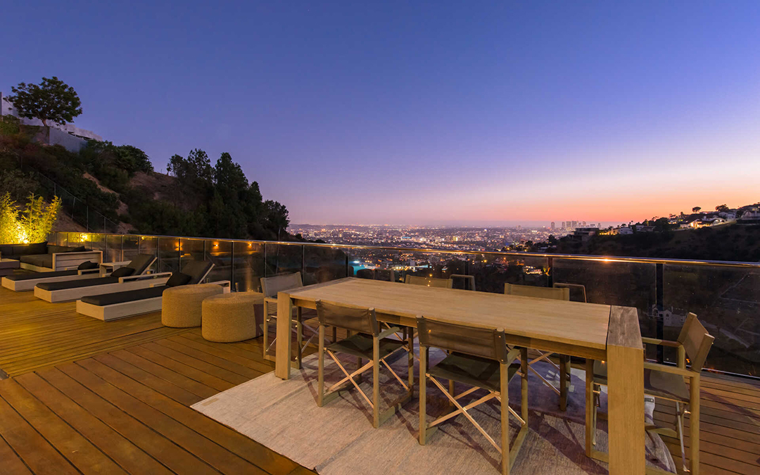 Teddi Mellencamp Of Rhobh Lists Hollywood Hills Modern With Panoramic Views Outdoor Dining