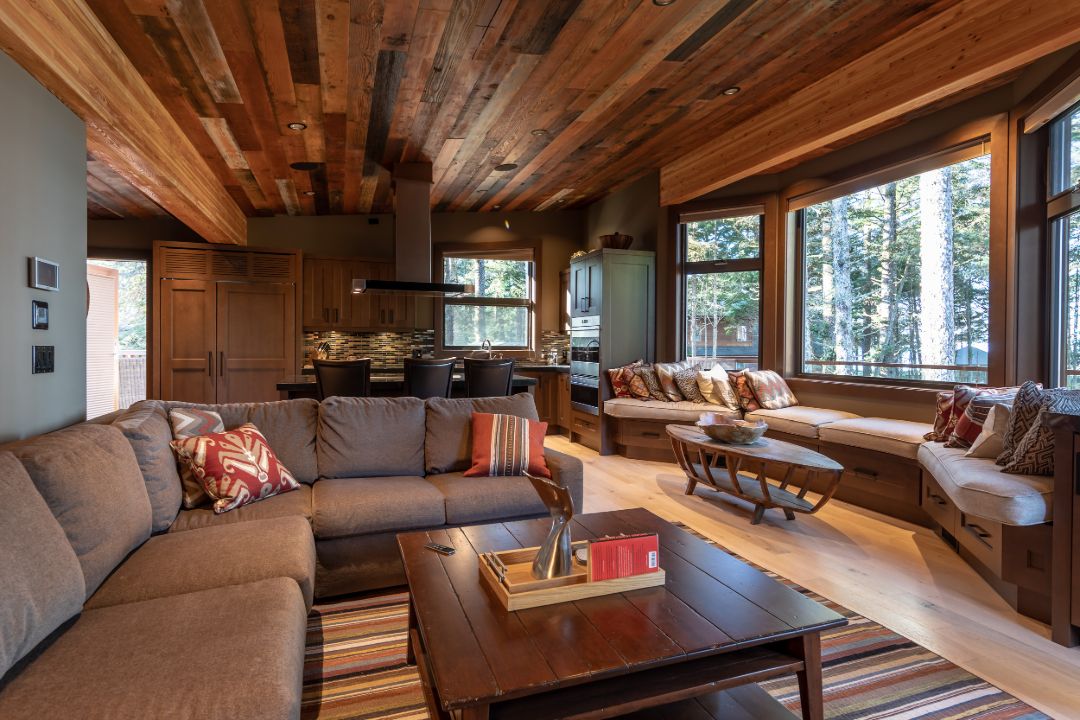 Tofino Canada Waterfront Lodge Estate Living Room II