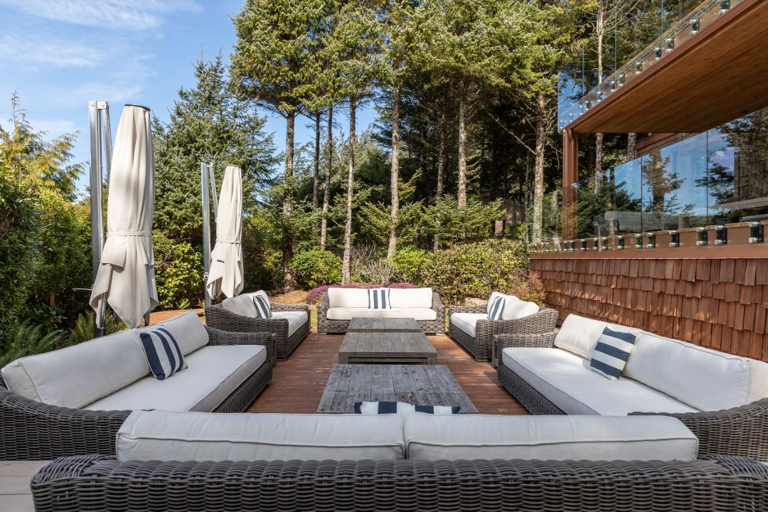 Tofino Canada Waterfront Lodge Estate Outdoor Lounge