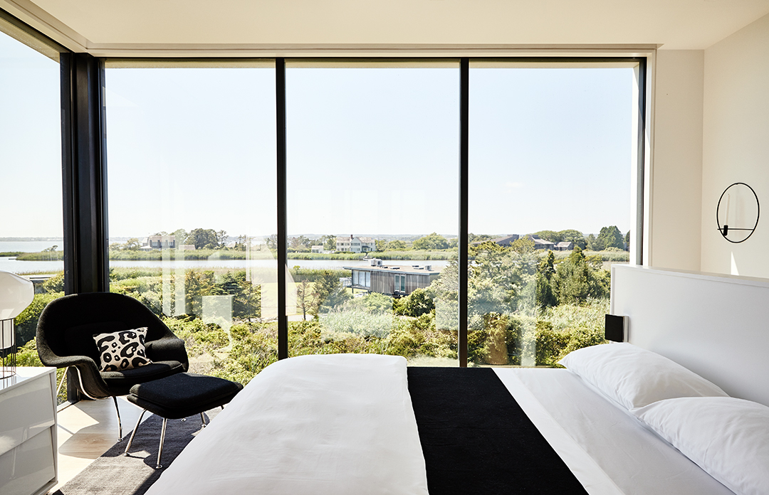 Waterfront Bridgehampton Modern With A Rooftop Pool Lists For 9 8m Bedroom View