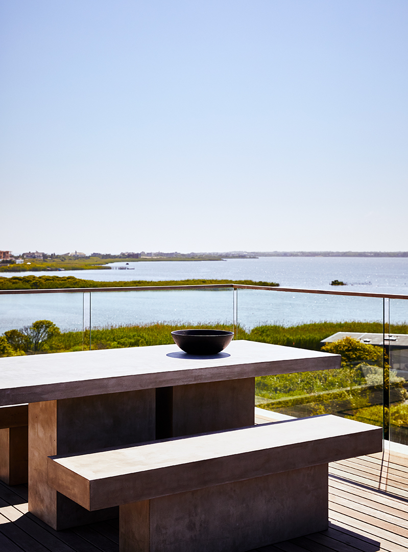 Waterfront Bridgehampton Modern With A Rooftop Pool Lists For 9 8m Dining Roof