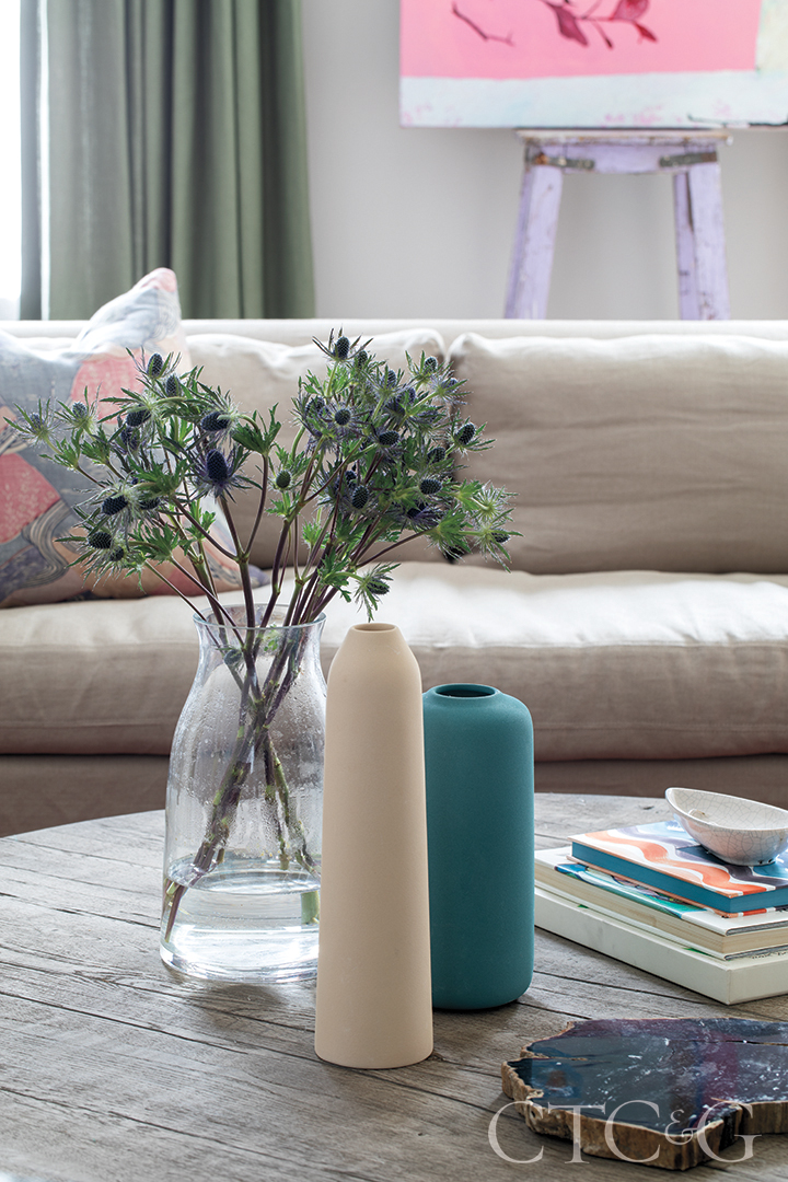 Redding Colonial Living Room Coffee Table