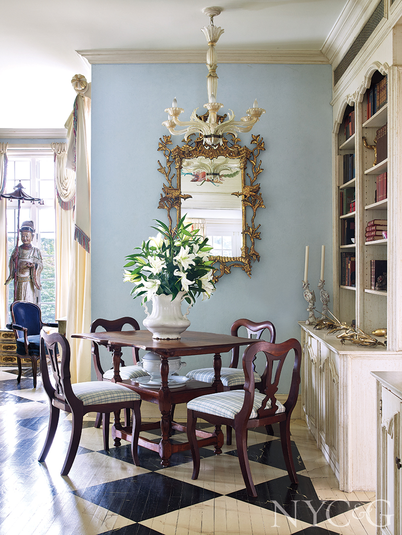 Weiner Living Rm Detail 02 052