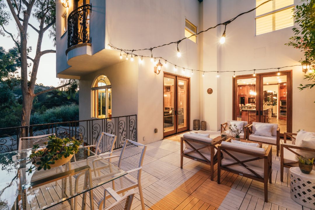 Elle King Hollywood Hills Patio