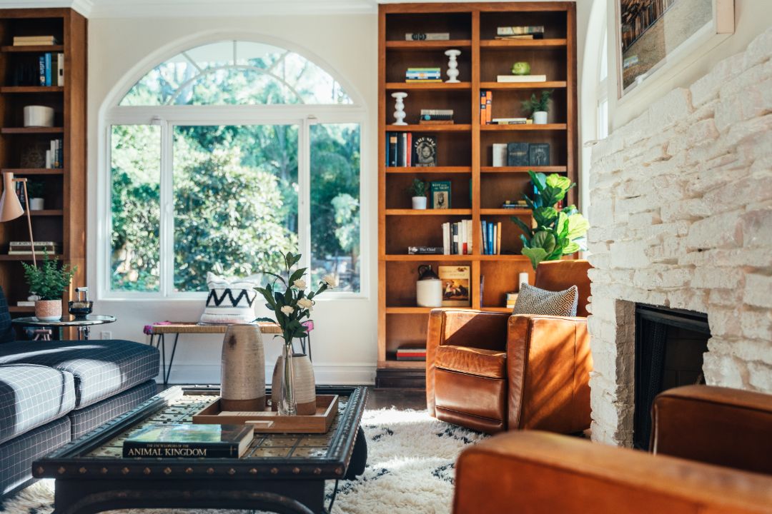 Elle King Hollywood Hills Bookshelf