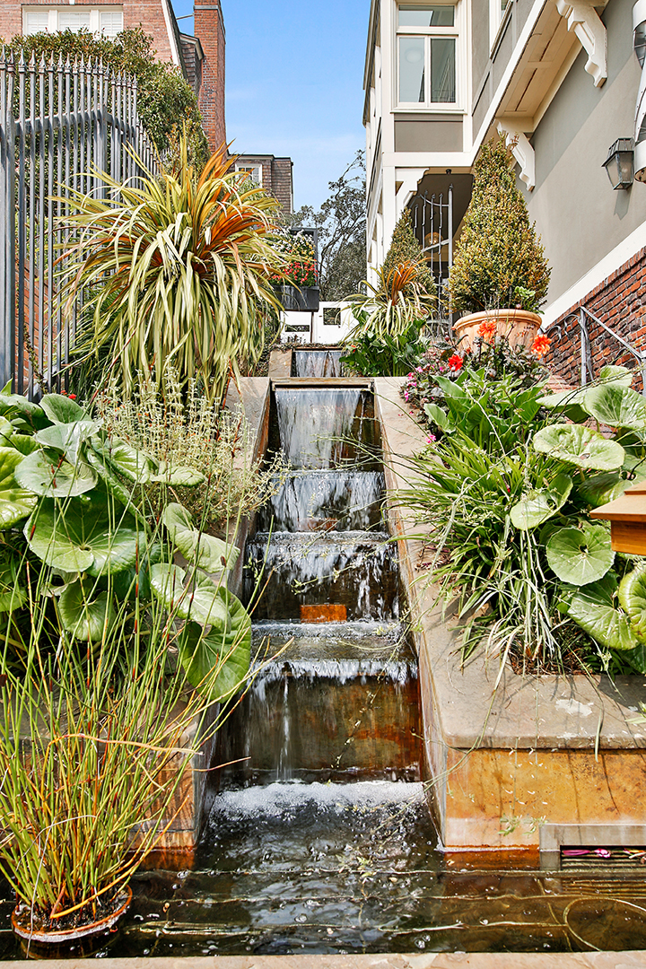 Former 2020 Presidential Candidate Tom Steyer Lists 11m San Francisco Home Fountain