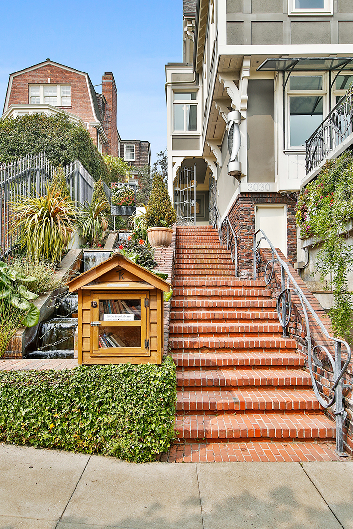 Former 2020 Presidential Candidate Tom Steyer Lists 11m San Francisco Home Stairway