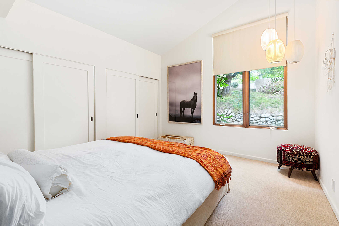 Hemsworth Brothers List Chic Malibu Retreat Where Outdoor Living Reigns Bedroom C