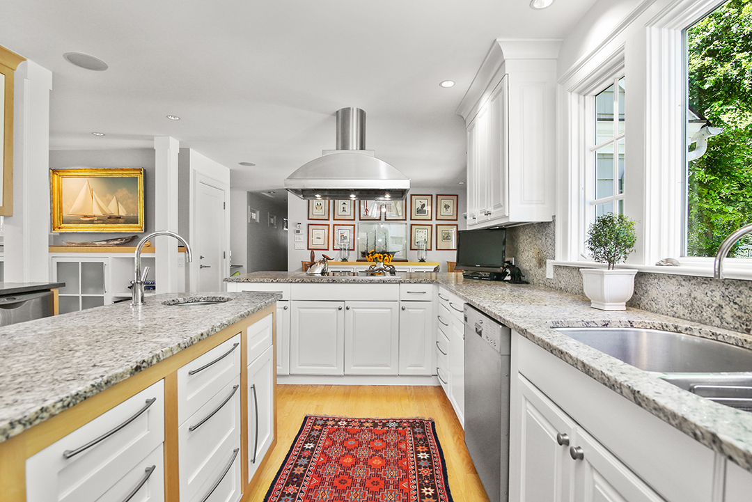 Idyllic Coastal Green Home In Fairfield County Seeks 1 5m Kitchen