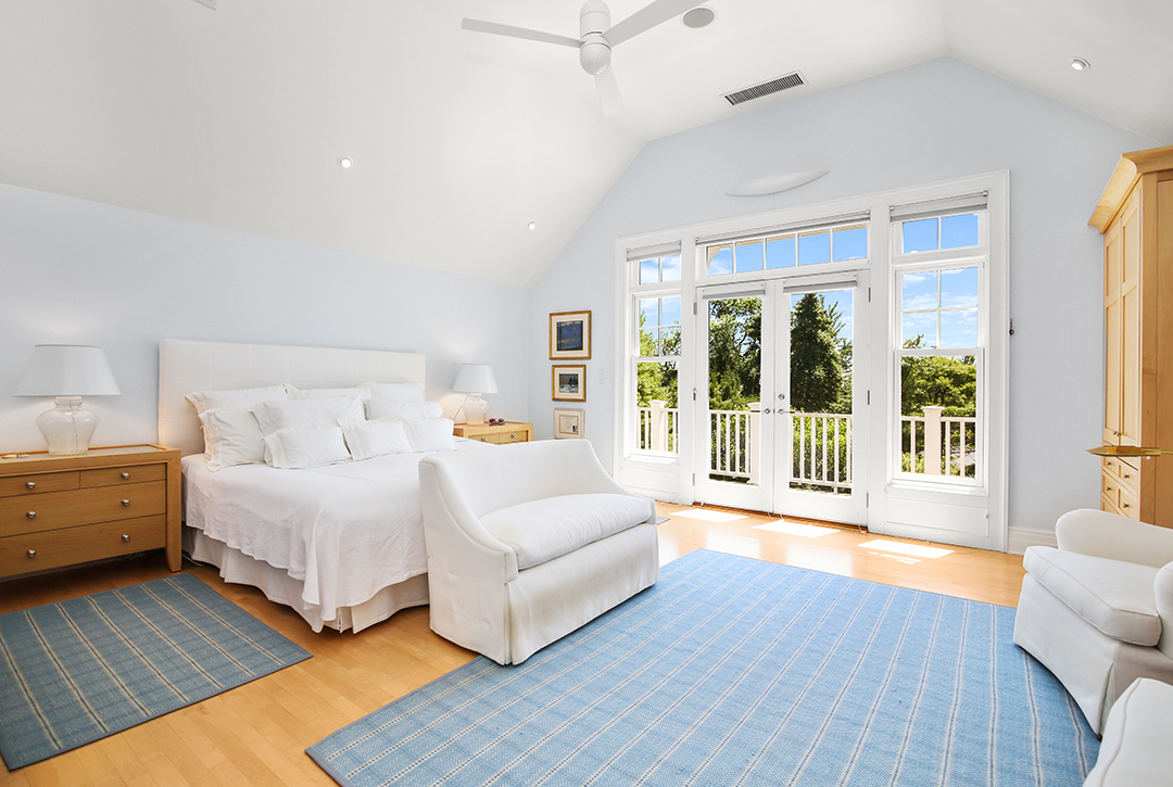 Idyllic Coastal Green Home In Fairfield County Seeks 1 5m Master