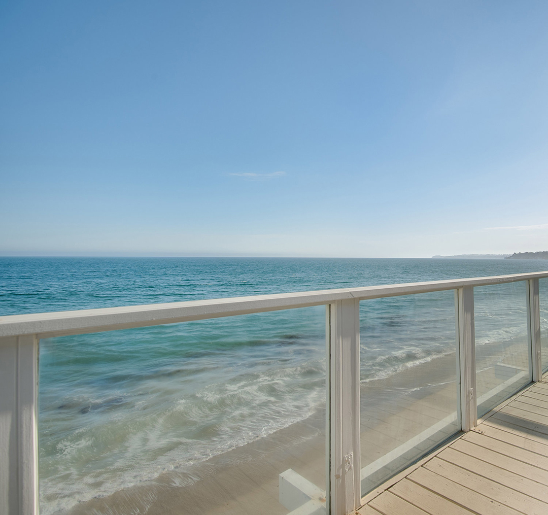 J Lo And A Rod Nab A Buyer For Their Breezy Malibu Modern Terrace