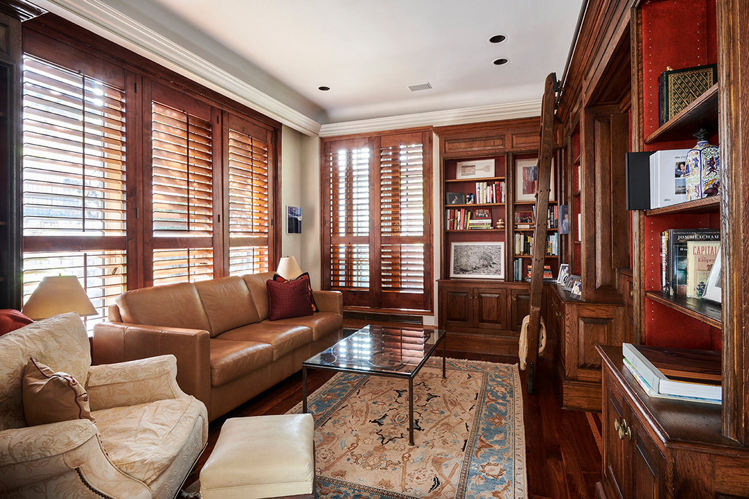 John Lennons Famous Manhattan Lost Weekend Penthouse Hits The Market 