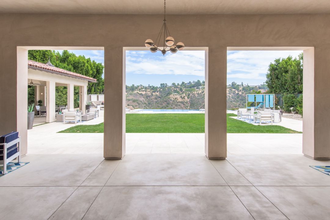 Kathy Griffin Bel Air Crest Covered Patio