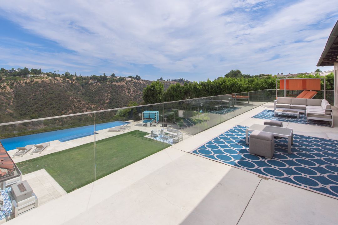 Kathy Griffin Bel Air Crest Balcony