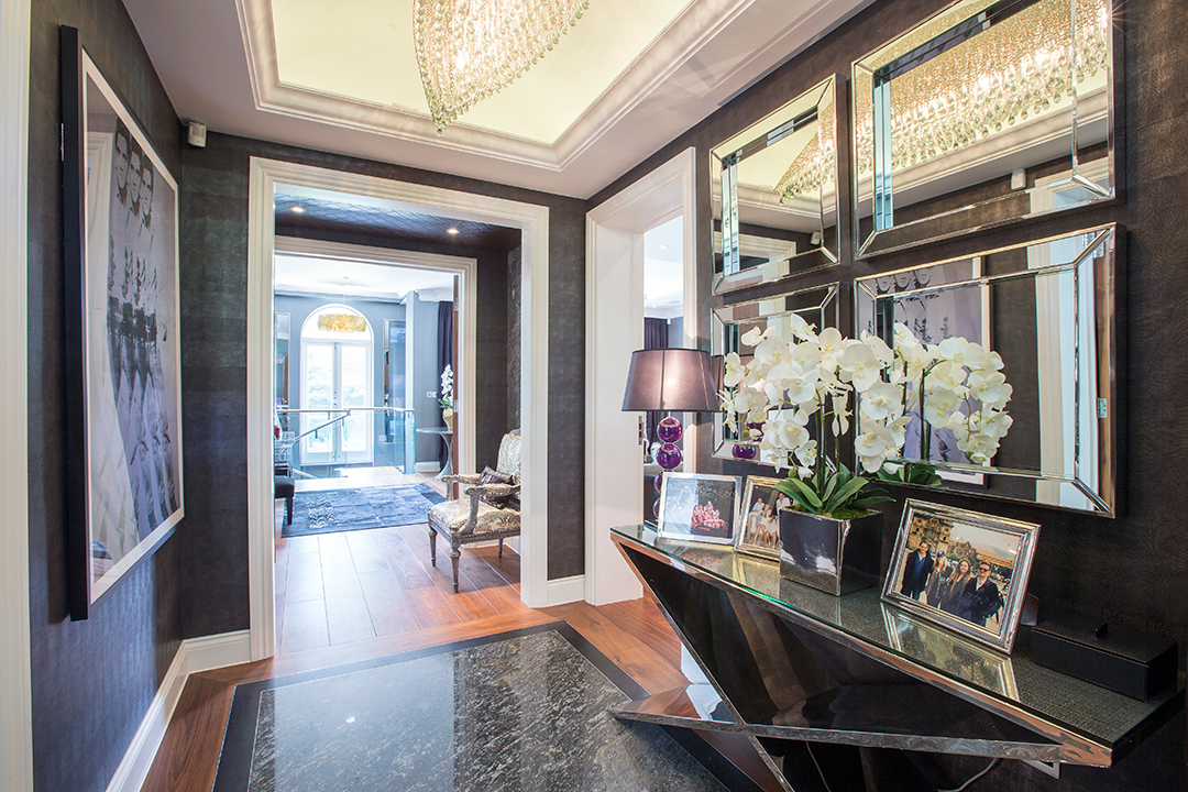 Rihannas Posh Former Long Term London Rental Lists For 41m Entryway