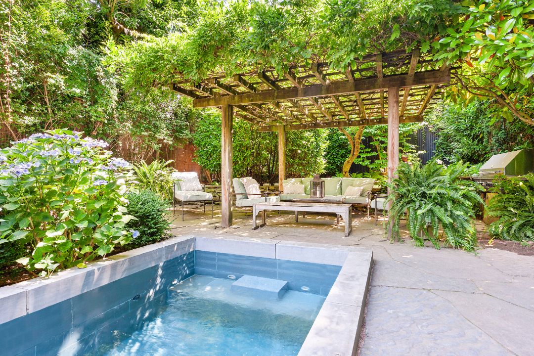 Sag Harbor Vintage Home Trellis