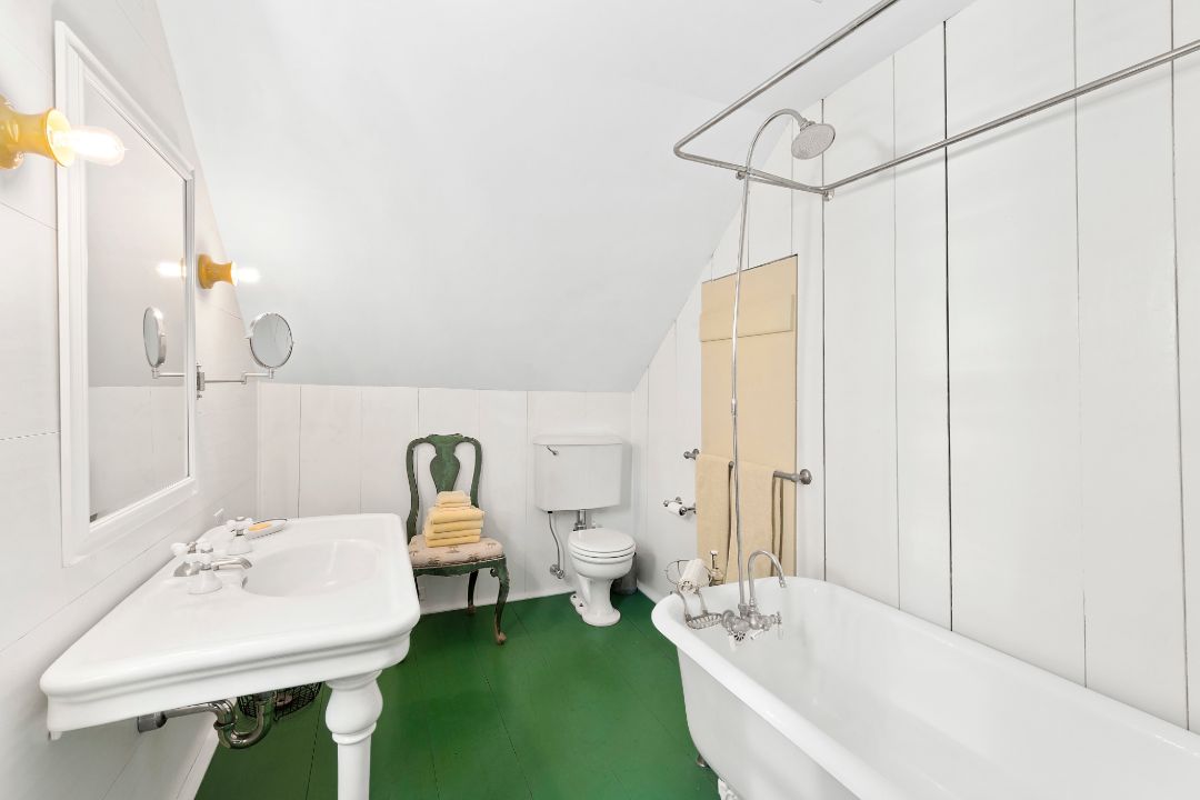 Sag Harbor Vintage Home Bathroom Green Floors
