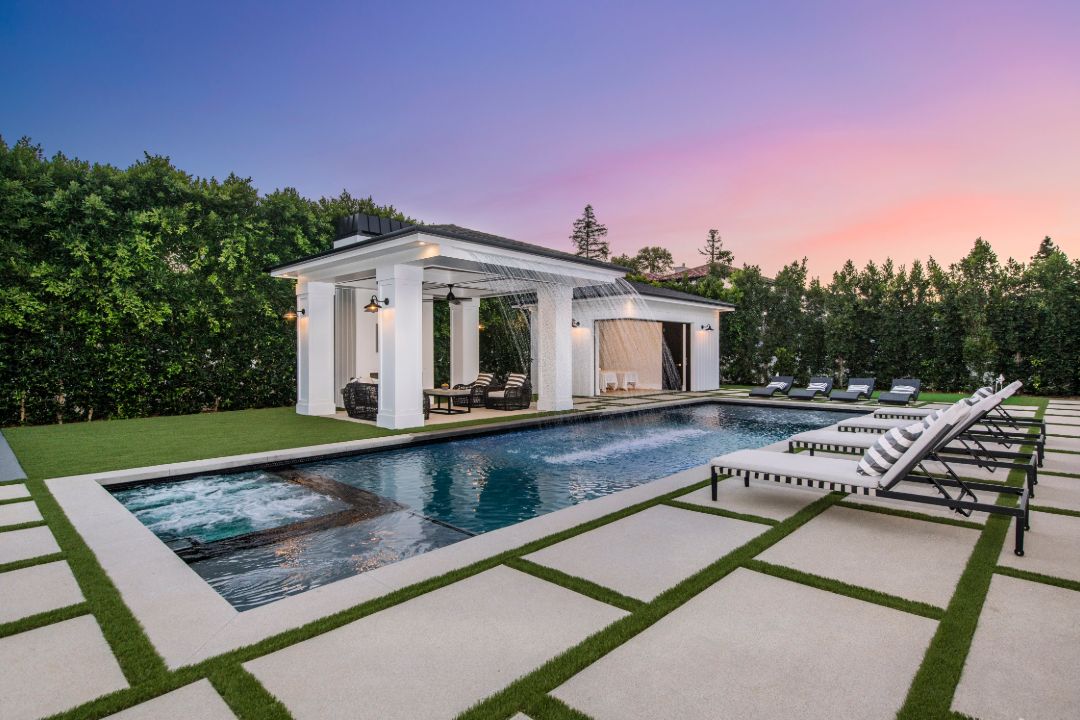 Teddi Mellencamp Encino Mansion Pool